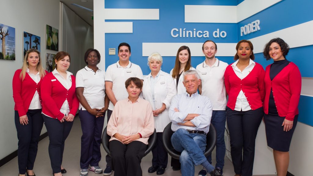 Equipa clínica da Clínica do Poder, em Lisboa